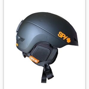 **SOLD** Spy Sender ski/snowboarding helmet w/MIPS brain protection